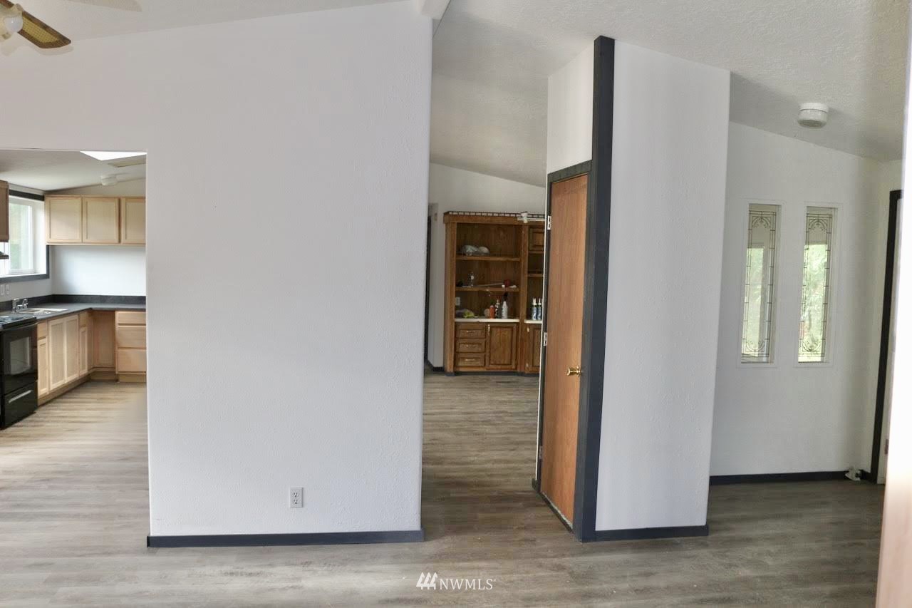 11 Emery Road Oroville, WA 98844 - Photo 13 of 29 Gallery Image 13