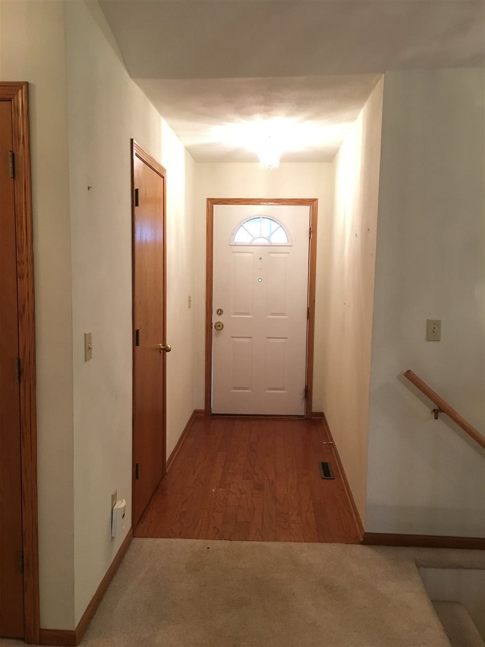 6620 North Point Road, Unit 2 Rockford, IL 61108 - Photo 3 of 21 an empty room with closet