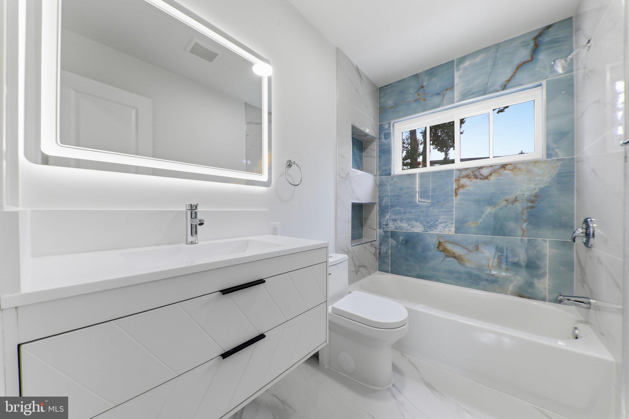 11803 Indigo Road Silver Spring, MD 20906 - Photo 13 of 35 Hall Bath