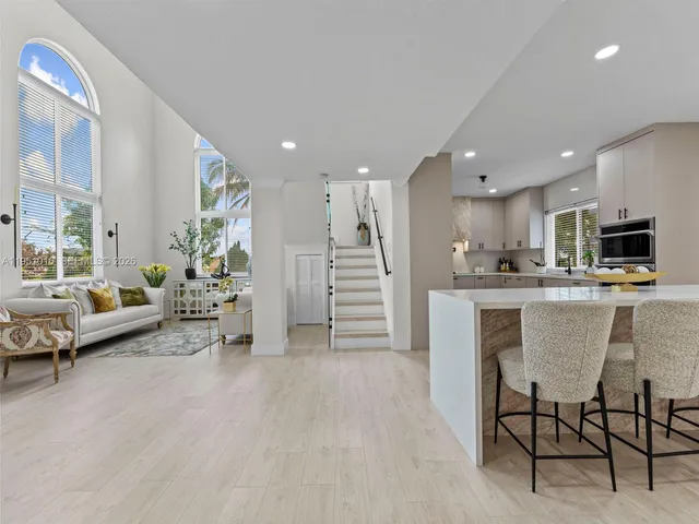 $1,150,000 | 5226 Southwest 160th Avenue, Miami, FL 33185