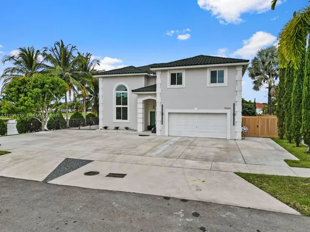 $1,150,000 | 5226 Southwest 160th Avenue, Miami, FL 33185