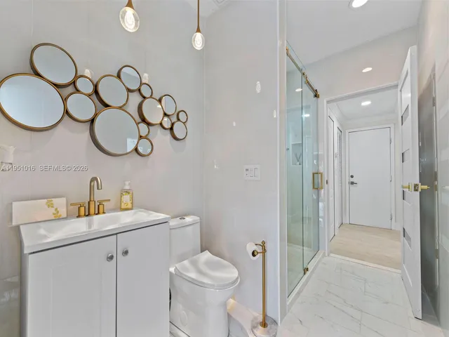 $1,150,000 | 5226 Southwest 160th Avenue, Miami, FL 33185