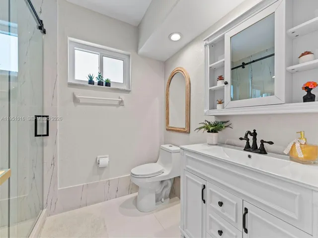 $1,150,000 | 5226 Southwest 160th Avenue, Miami, FL 33185