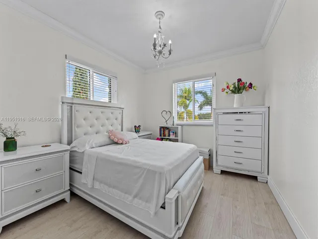 $1,150,000 | 5226 Southwest 160th Avenue, Miami, FL 33185