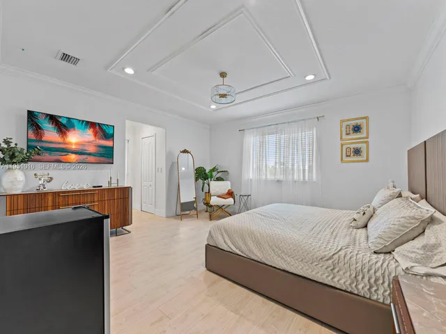 $1,150,000 | 5226 Southwest 160th Avenue, Miami, FL 33185