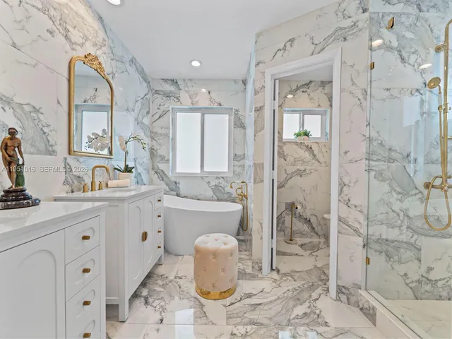 $1,150,000 | 5226 Southwest 160th Avenue, Miami, FL 33185