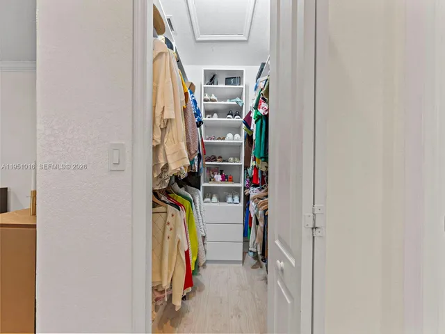 $1,150,000 | 5226 Southwest 160th Avenue, Miami, FL 33185