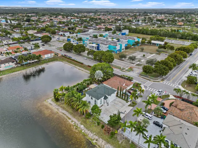 $1,150,000 | 5226 Southwest 160th Avenue, Miami, FL 33185