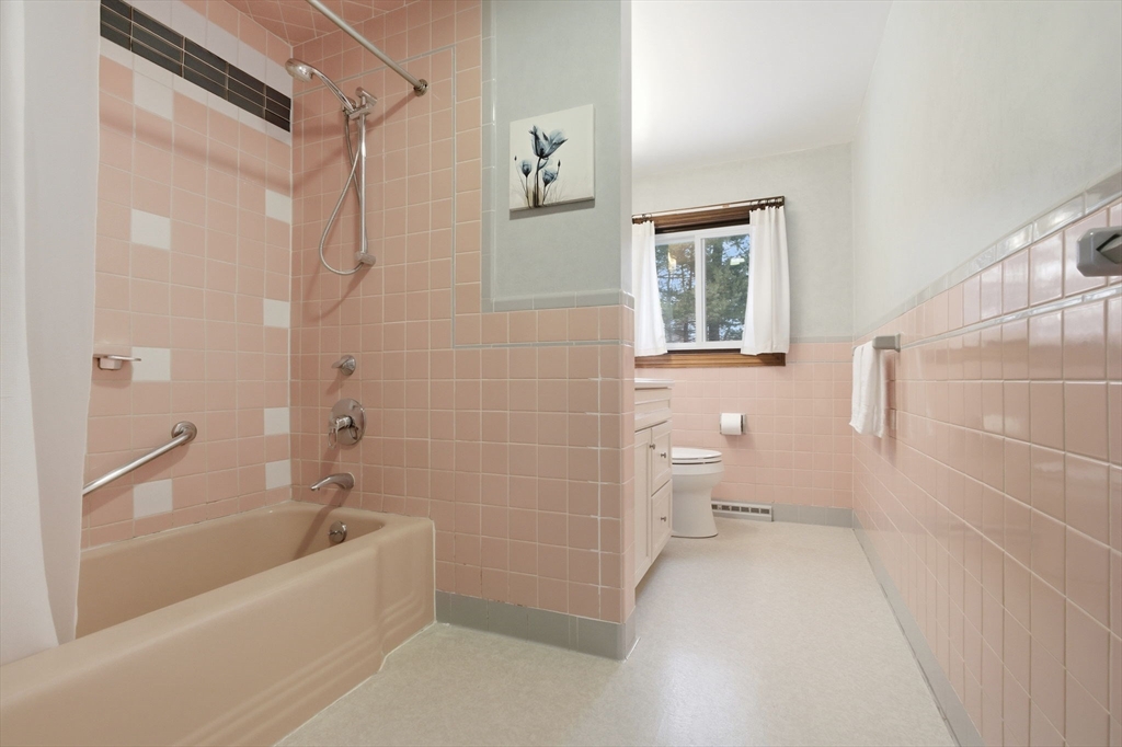 5 Crest Drive West Dover, MA 02030 - Photo 13 of 26