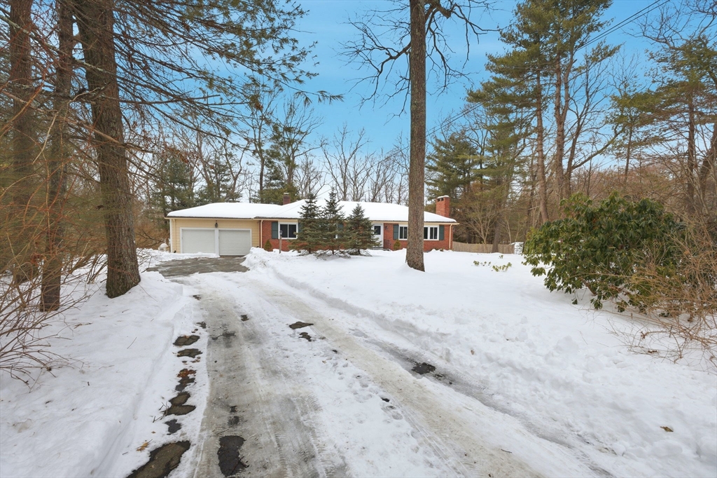 5 Crest Drive West Dover, MA 02030 - Photo 2 of 26