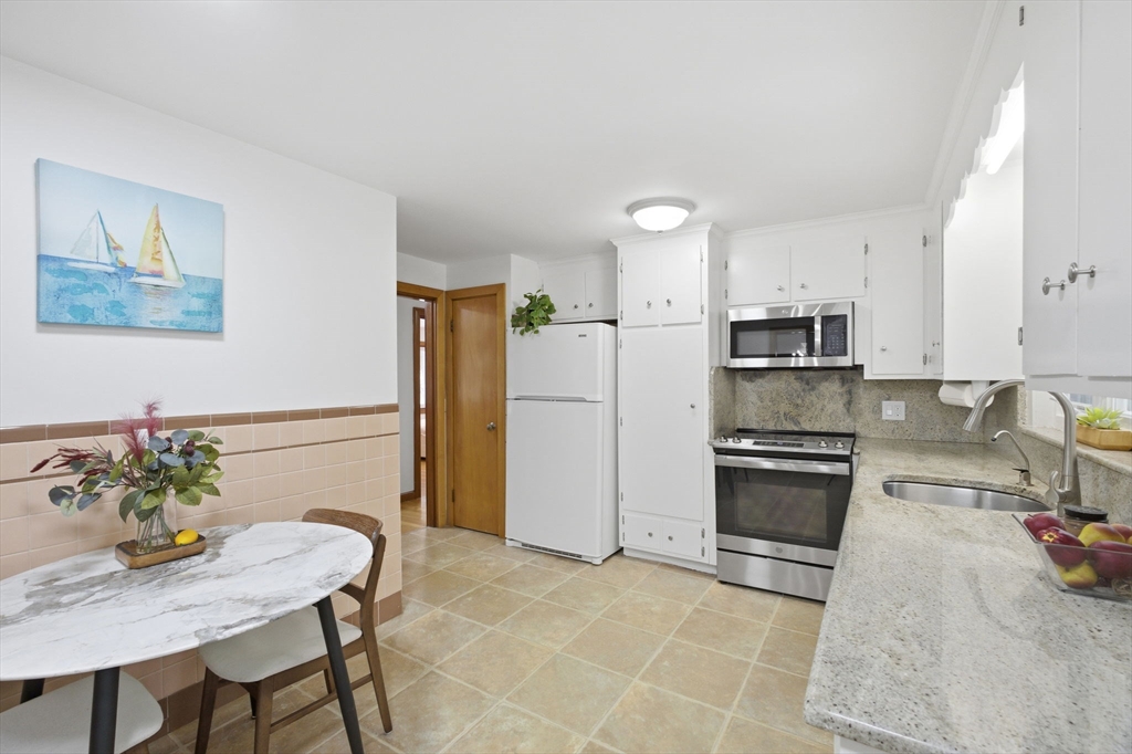 5 Crest Drive West Dover, MA 02030 - Photo 7 of 26