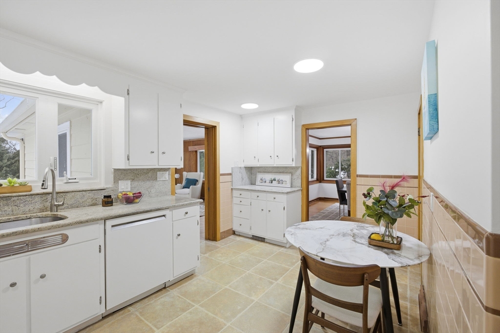 5 Crest Drive West Dover, MA 02030 - Photo 8 of 26