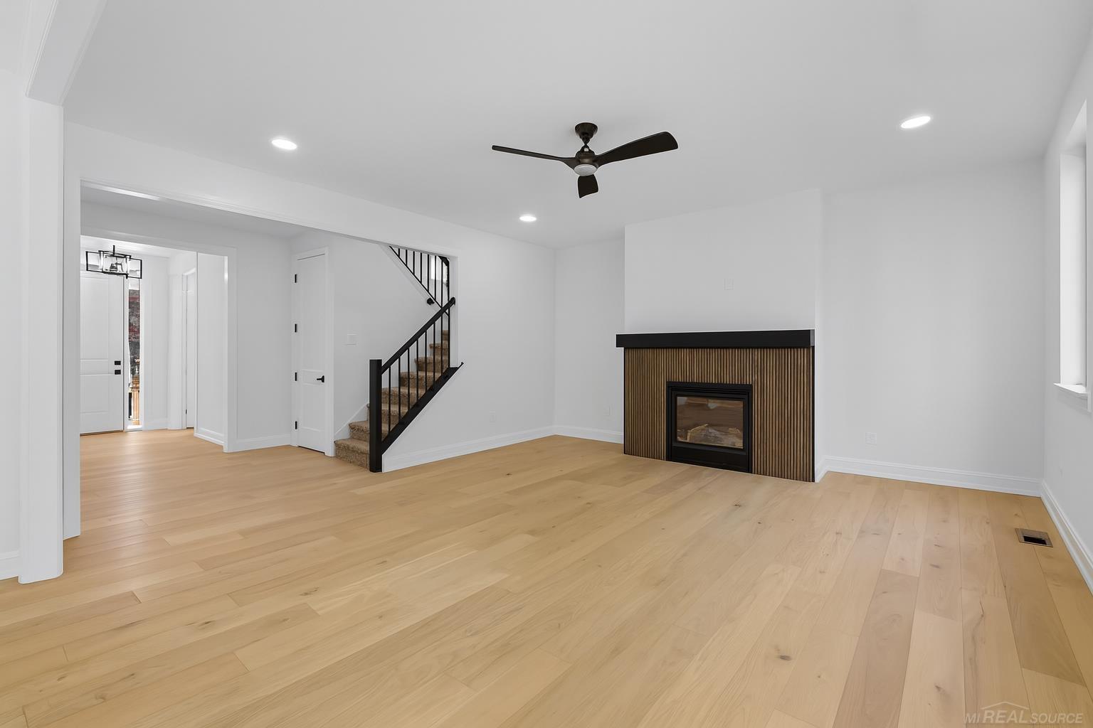 2270 Walton Blvd. Rochester, MI 48309 - Photo 11 of 40 50142271-6f886962-df8c-44ca-9b3f-2ee5e397800b.JPG