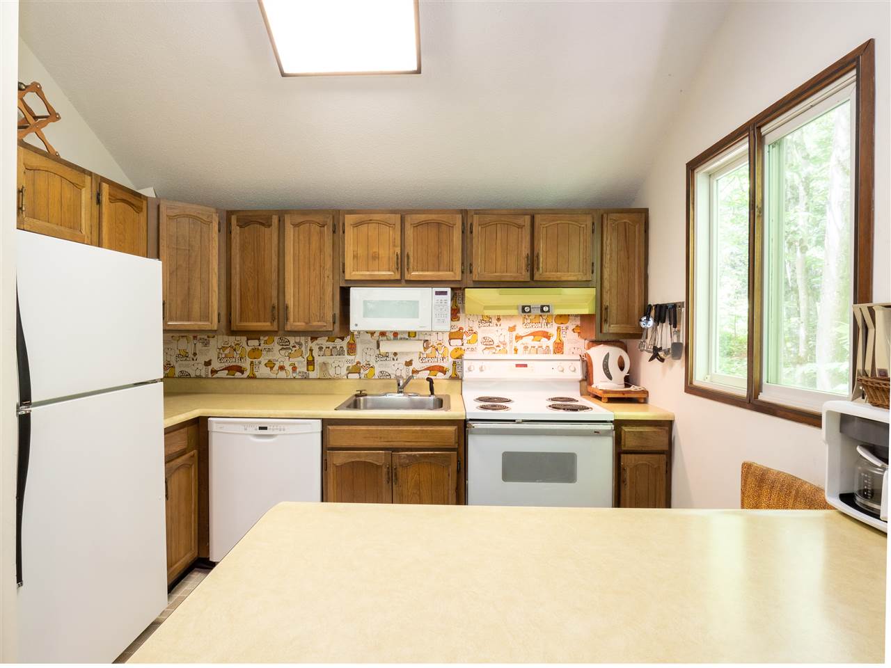 878 Luce Hill Road Stowe, VT 05672 - Photo 4 of 18 Gallery Image 4