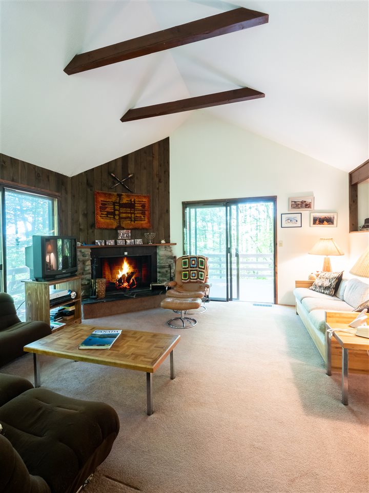 878 Luce Hill Road Stowe, VT 05672 - Photo 7 of 18 Gallery Image 7