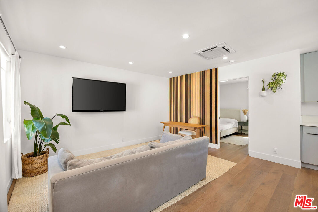 3925 Alla Road Los Angeles, CA 90066 - Photo 28 of 41 Gallery Image 28