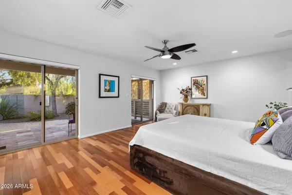 $1,100,000 | 717 East Royal Palm Road, Phoenix, AZ 85020