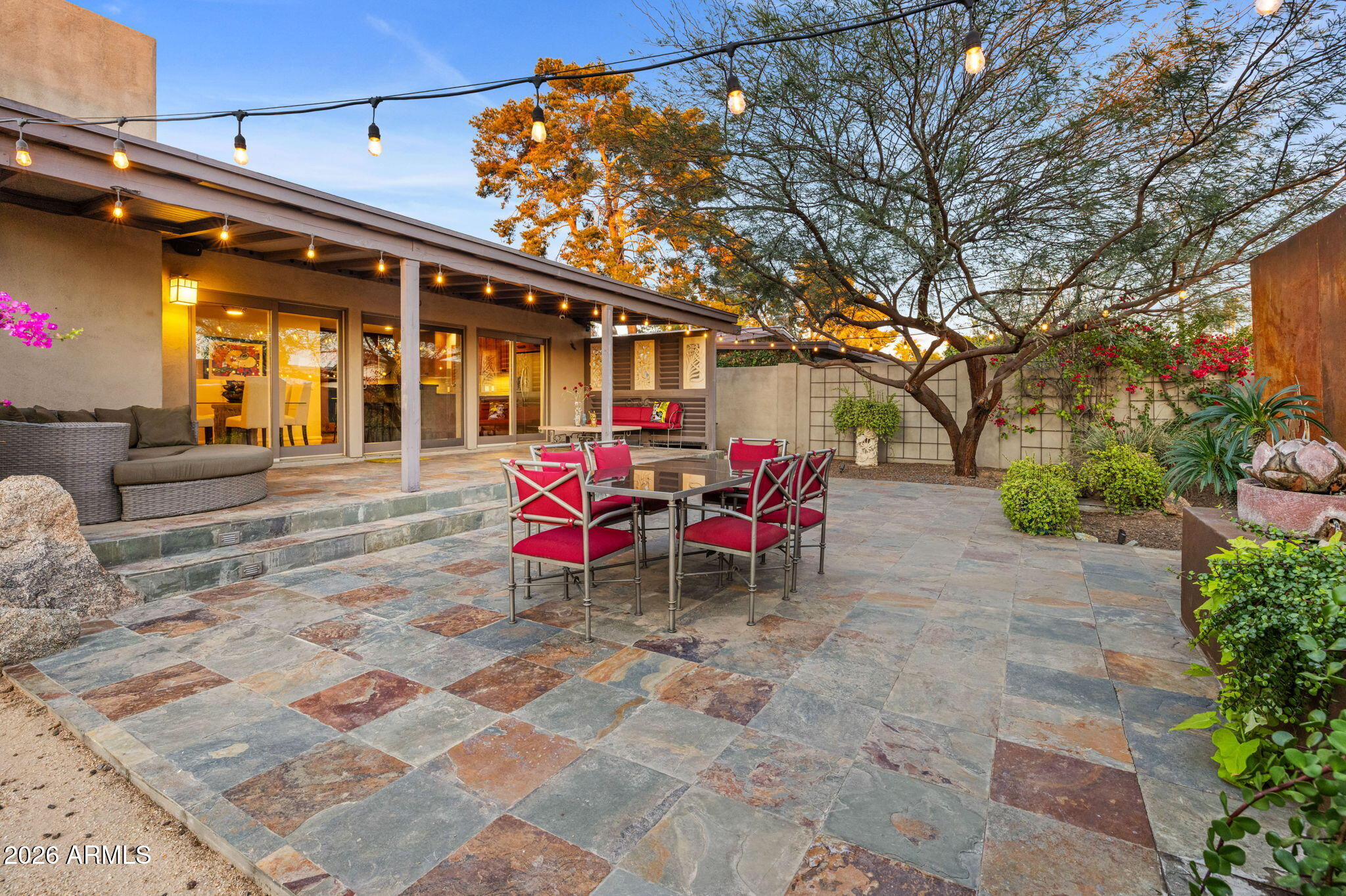 717 East Royal Palm Road Phoenix, AZ 85020 - Photo 30 of 40 back 3