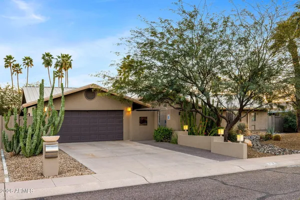 $1,100,000 | 717 East Royal Palm Road, Phoenix, AZ 85020
