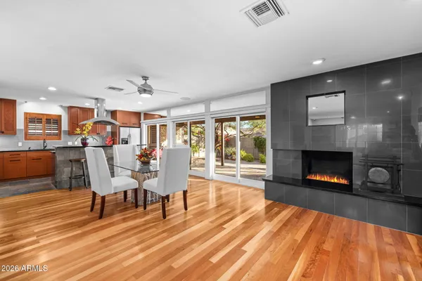 $1,100,000 | 717 East Royal Palm Road, Phoenix, AZ 85020