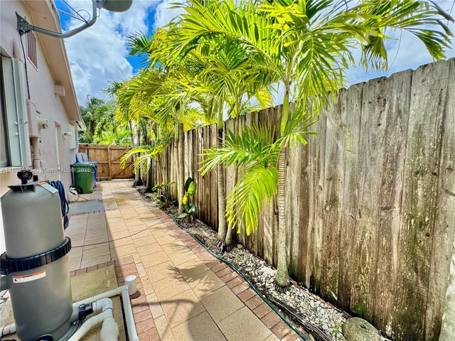 $480,000 | 6875 Northwest 1st Court, Margate, FL 33063