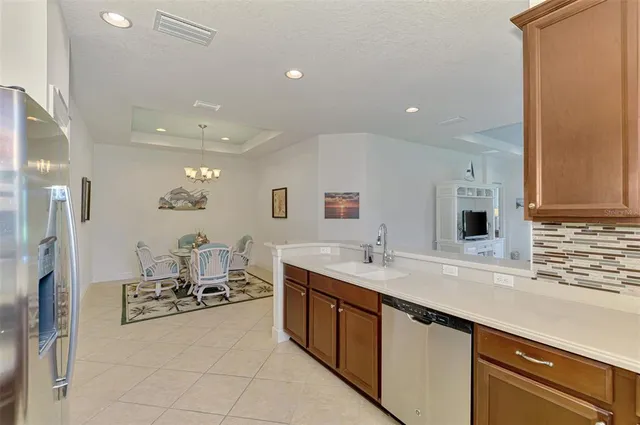 $349,800 | 371 Capulet Drive, Venice, FL 34292