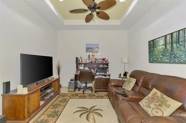 $349,800 | 371 Capulet Drive, Venice, FL 34292