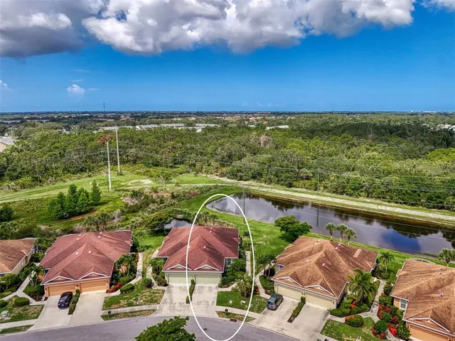 $349,800 | 371 Capulet Drive, Venice, FL 34292