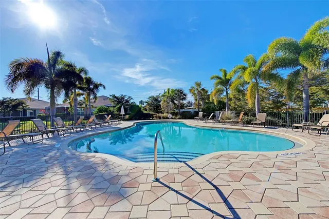 $349,800 | 371 Capulet Drive, Venice, FL 34292