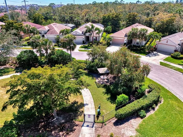 $349,800 | 371 Capulet Drive, Venice, FL 34292