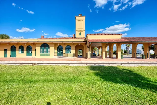 $349,800 | 371 Capulet Drive, Venice, FL 34292