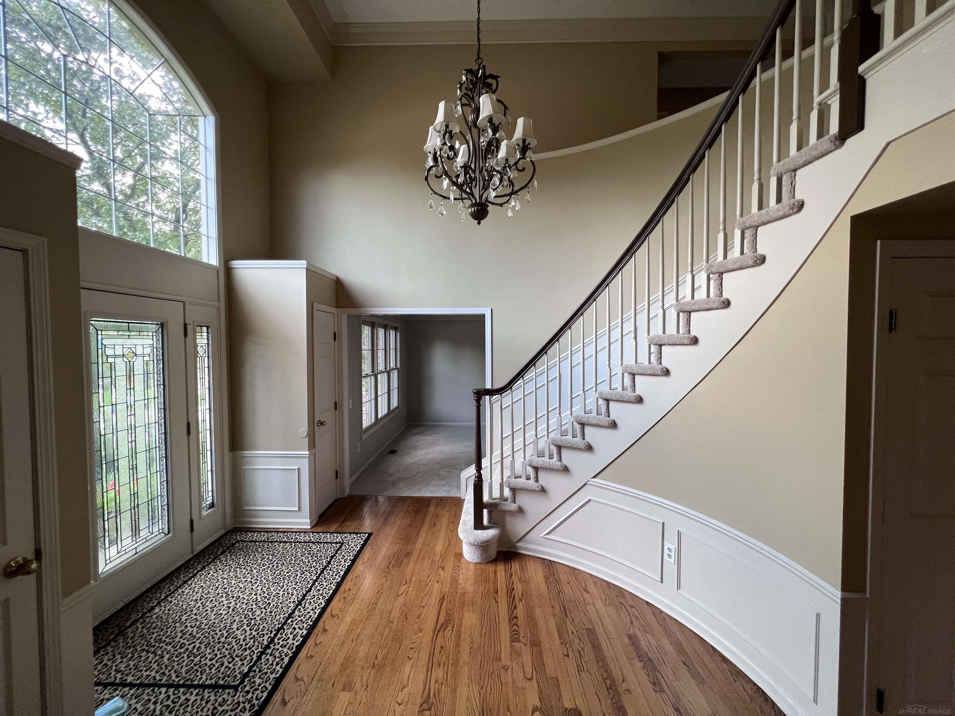 1691 Foresthill Drive Rochester, MI 48306 - Photo 6 of 41 50087048-5.JPG