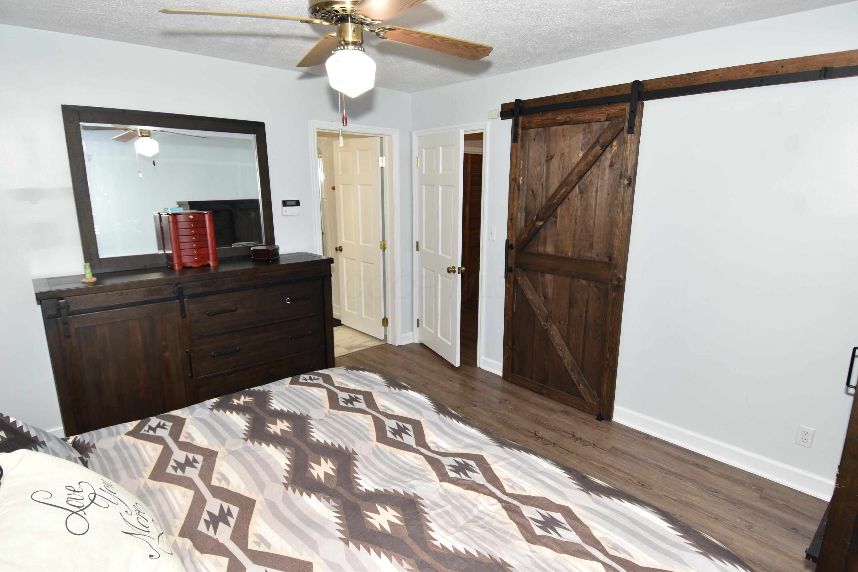 15 Tow Path Road Granville, OH 43023 - Photo 40 of 79 Sliding Barn Door over 2nd Closet