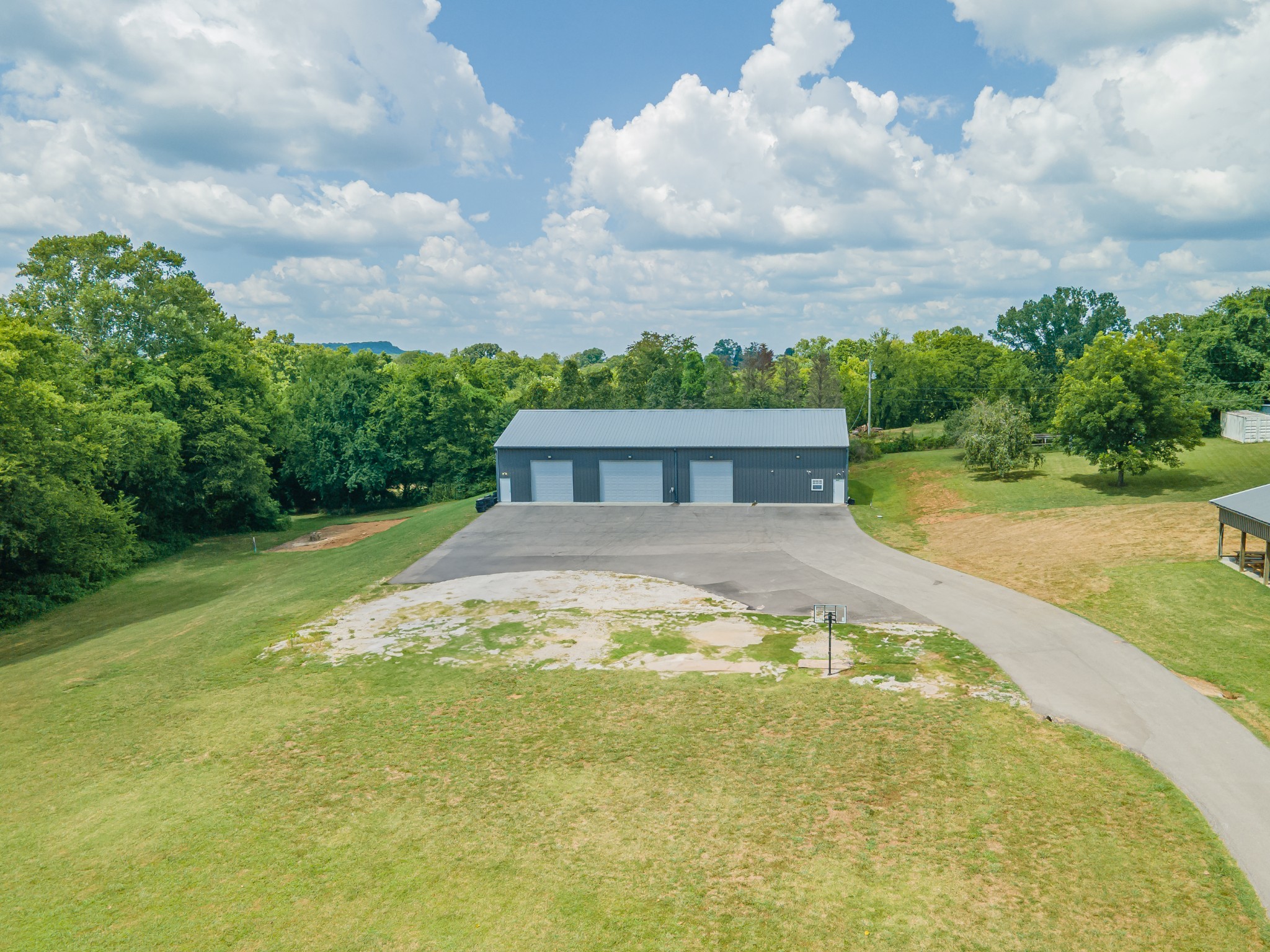 1060 South Cross Bridges Road Mount Pleasant, TN 38474 - Photo 1 of 20 Gallery Image 1