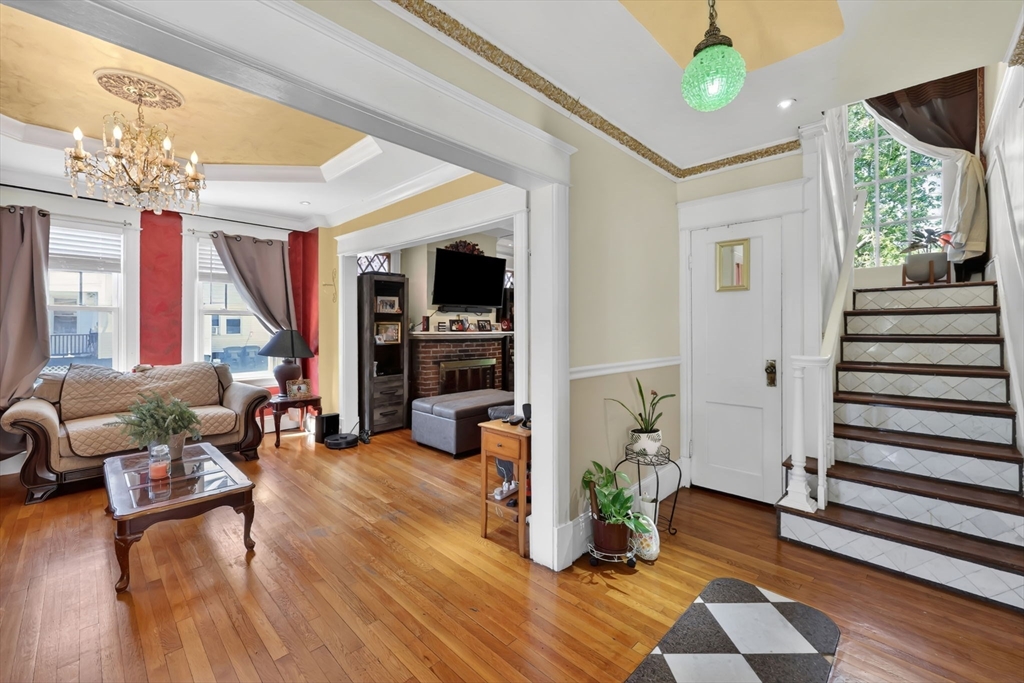 14 Herman Street Springfield, MA 01108 - Photo 6 of 42