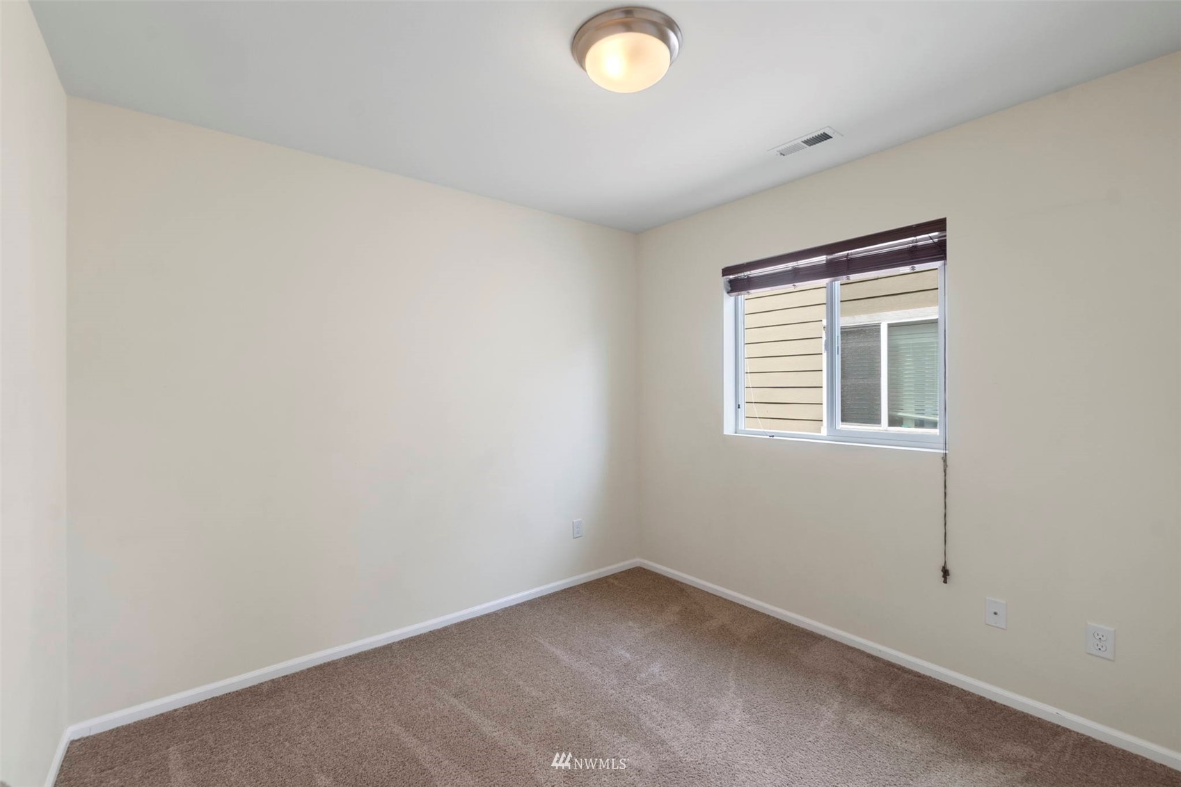 6735 Inlay Street Southeast Lacey, WA 98513 - Photo 15 of 23 Gallery Image 15