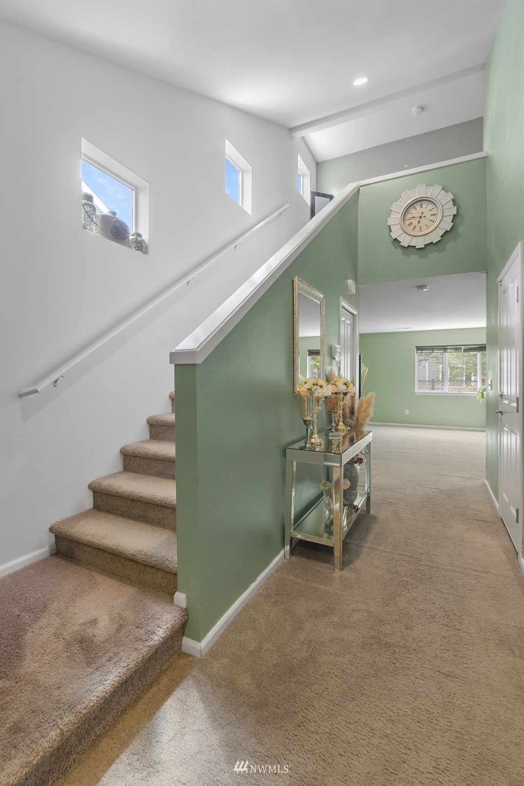 6735 Inlay Street Southeast Lacey, WA 98513 - Photo 2 of 23 Gallery Image 2