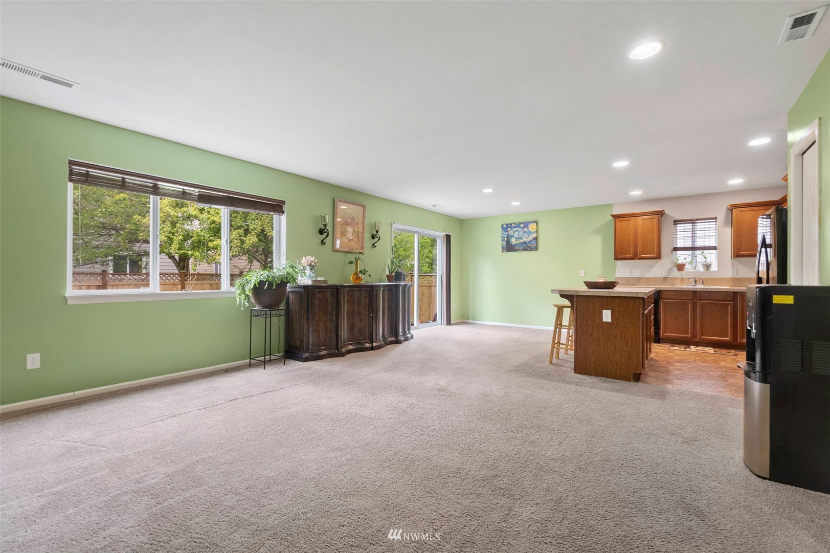 6735 Inlay Street Southeast Lacey, WA 98513 - Photo 3 of 23 Gallery Image 3