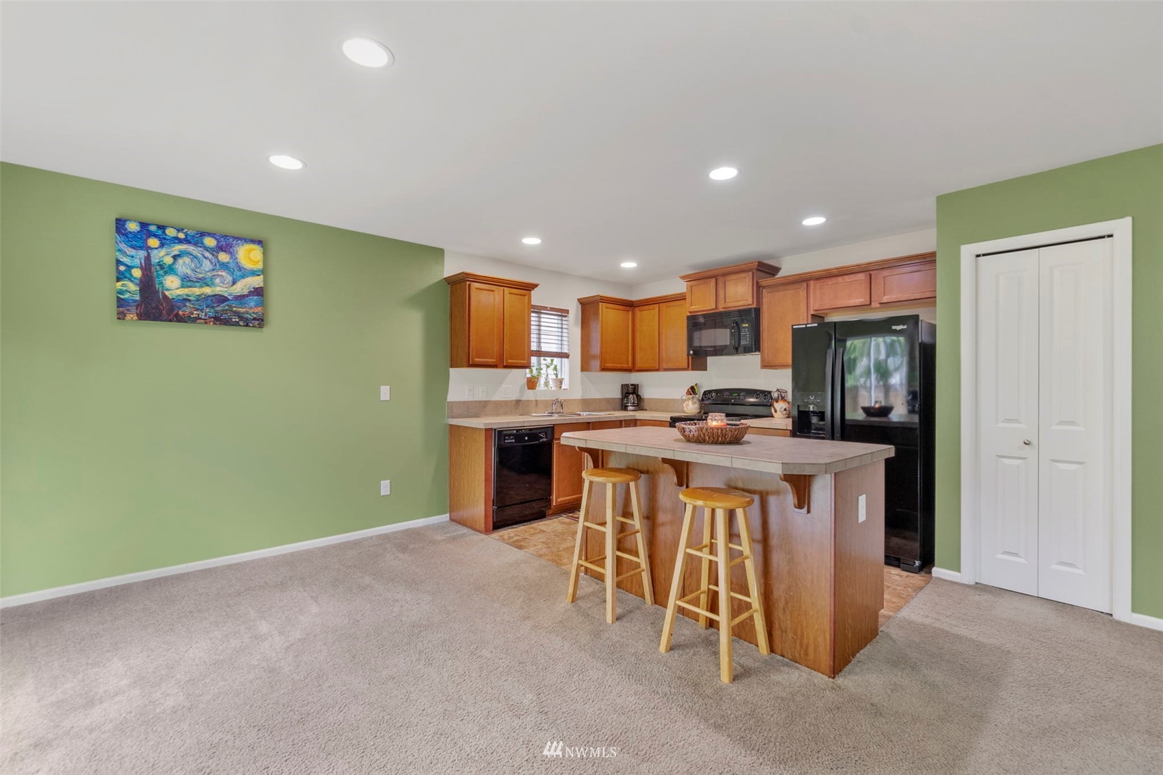 6735 Inlay Street Southeast Lacey, WA 98513 - Photo 7 of 23 Gallery Image 7