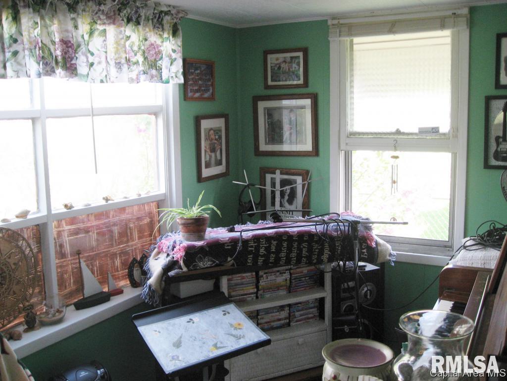 2157 South 14th Street Springfield, IL 62703 - Photo 12 of 16