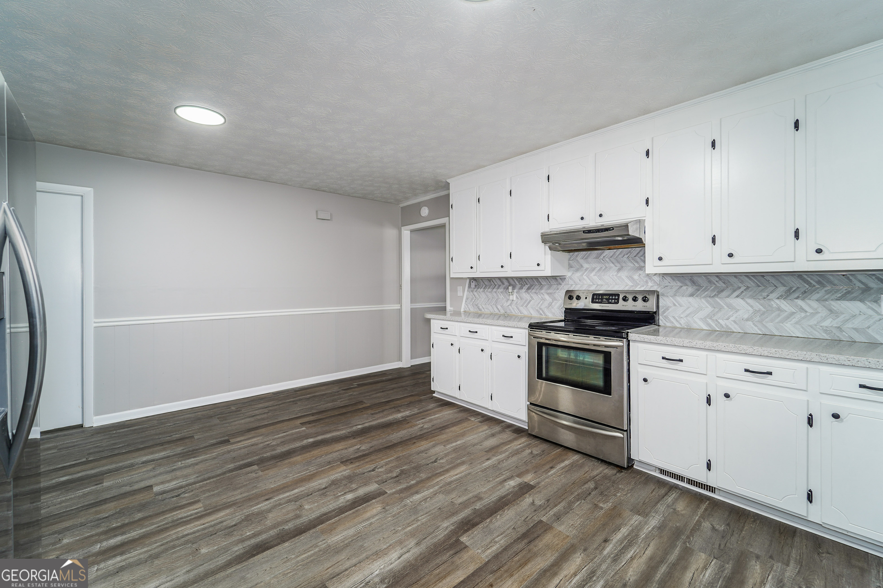 115 Travis Trail Waycross, GA 31503 - Photo 13 of 37