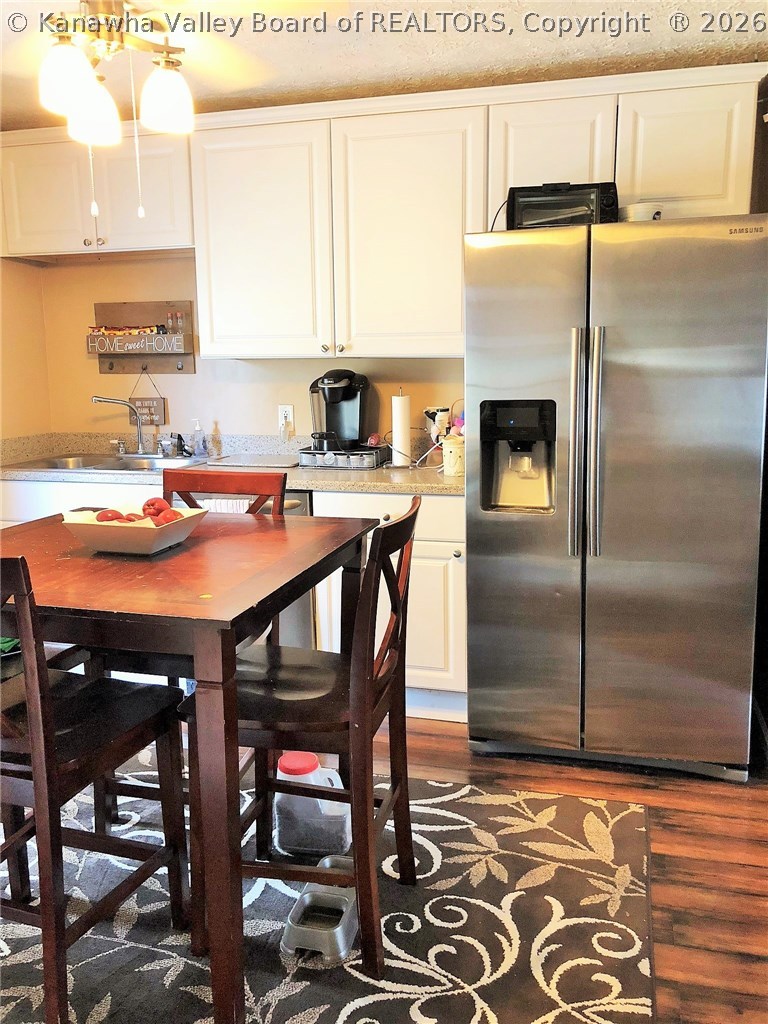 231 Burdette Addition Road Point Pleasant, WV 25550 - Photo 5 of 17 Kitchen w/SS Appliances
