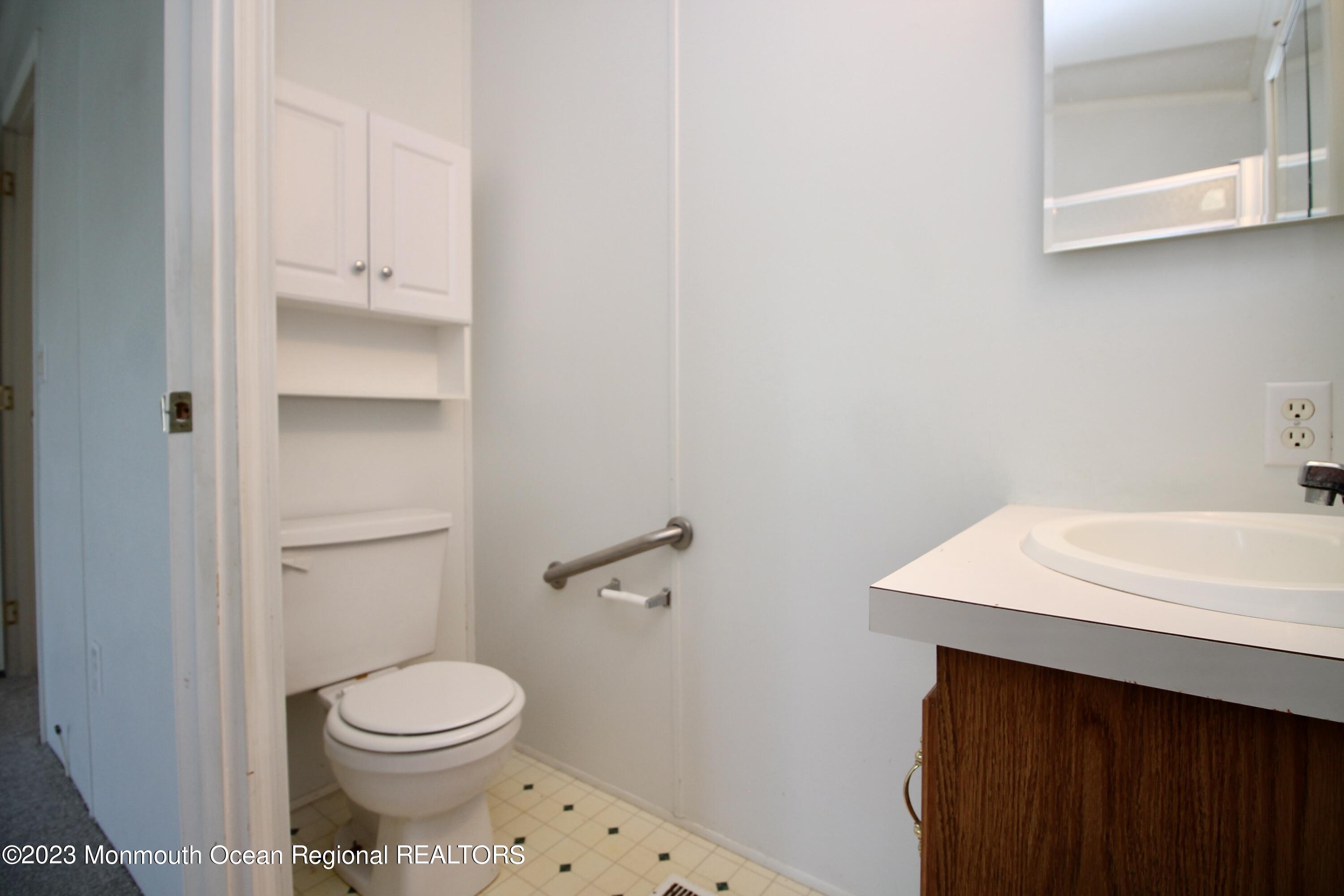 187 Farm Road Freehold, NJ 07728 - Photo 16 of 25 770E19F2-EC30-4AB1-BF66-45EC0814375A_1_2