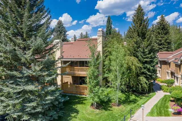 $1,395,000 | 2724 Sunburst Condo Drive, Sun Valley, ID 83353