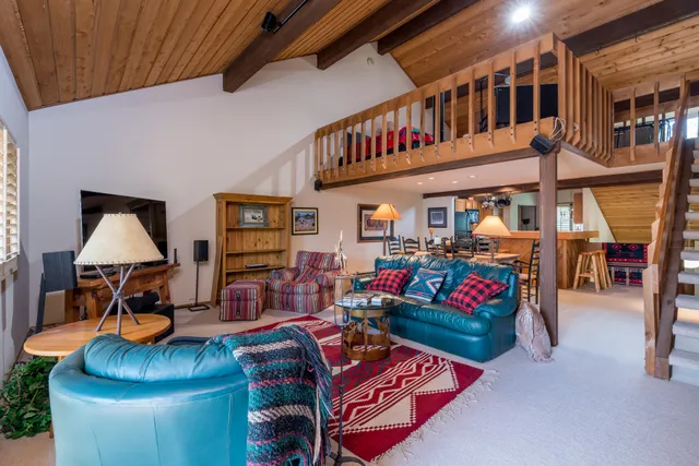 $1,395,000 | 2724 Sunburst Condo Drive, Sun Valley, ID 83353