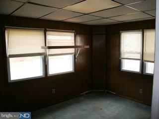988 Fritztown Road Sinking Spring, PA 19608 - Photo 4 of 6