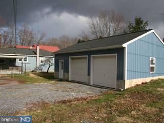 988 Fritztown Road Sinking Spring, PA 19608 - Photo 5 of 6