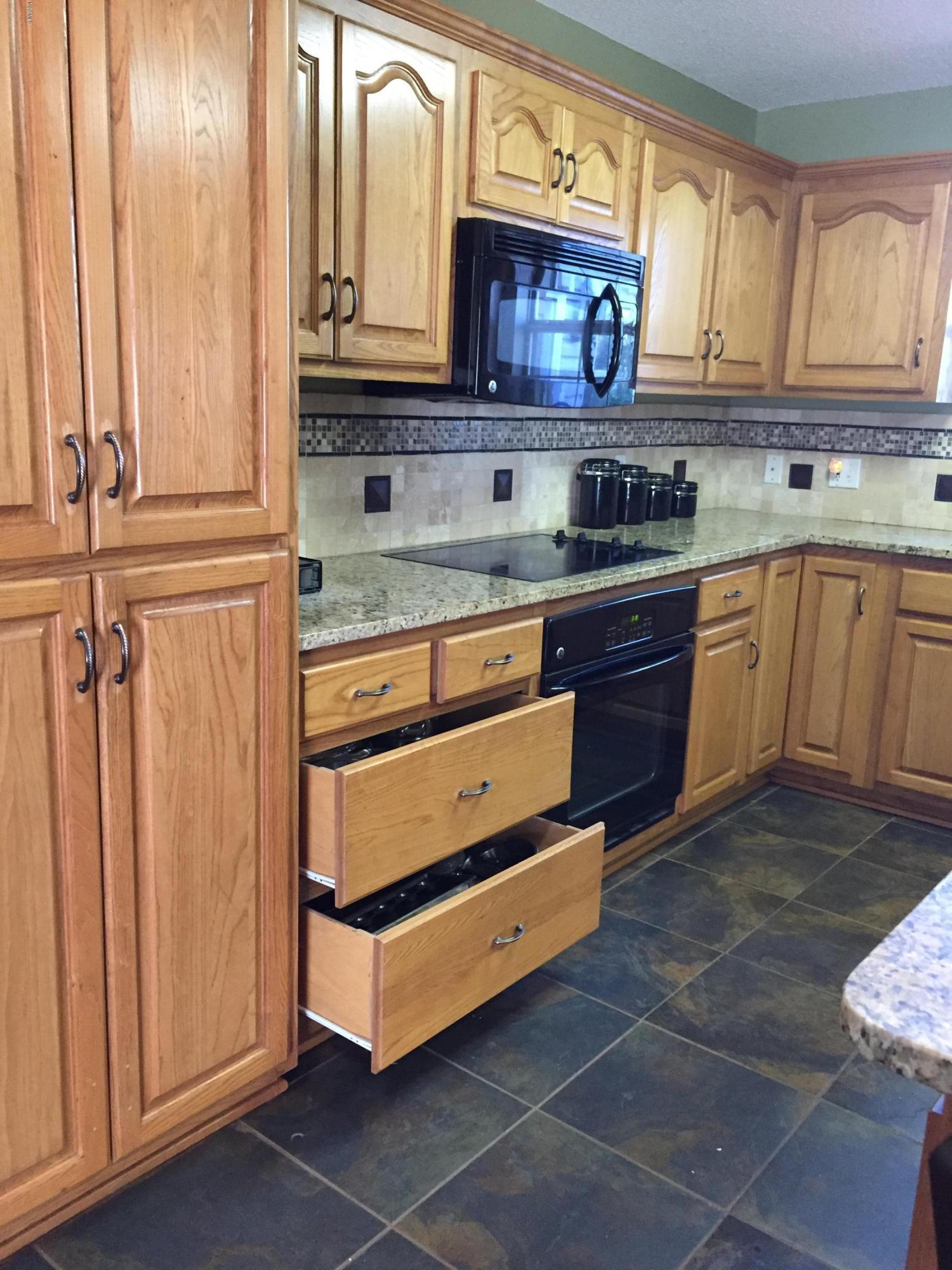 14766 Jim Byrd Road Biloxi, MS 39532 - Photo 12 of 61 kitchen 6 (deep drawers)