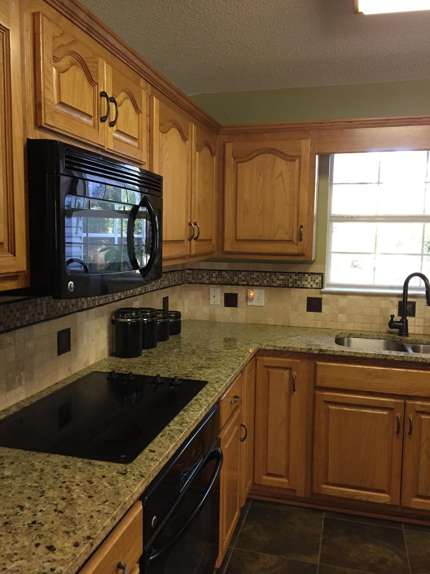 14766 Jim Byrd Road Biloxi, MS 39532 - Photo 18 of 61 kitchen 12