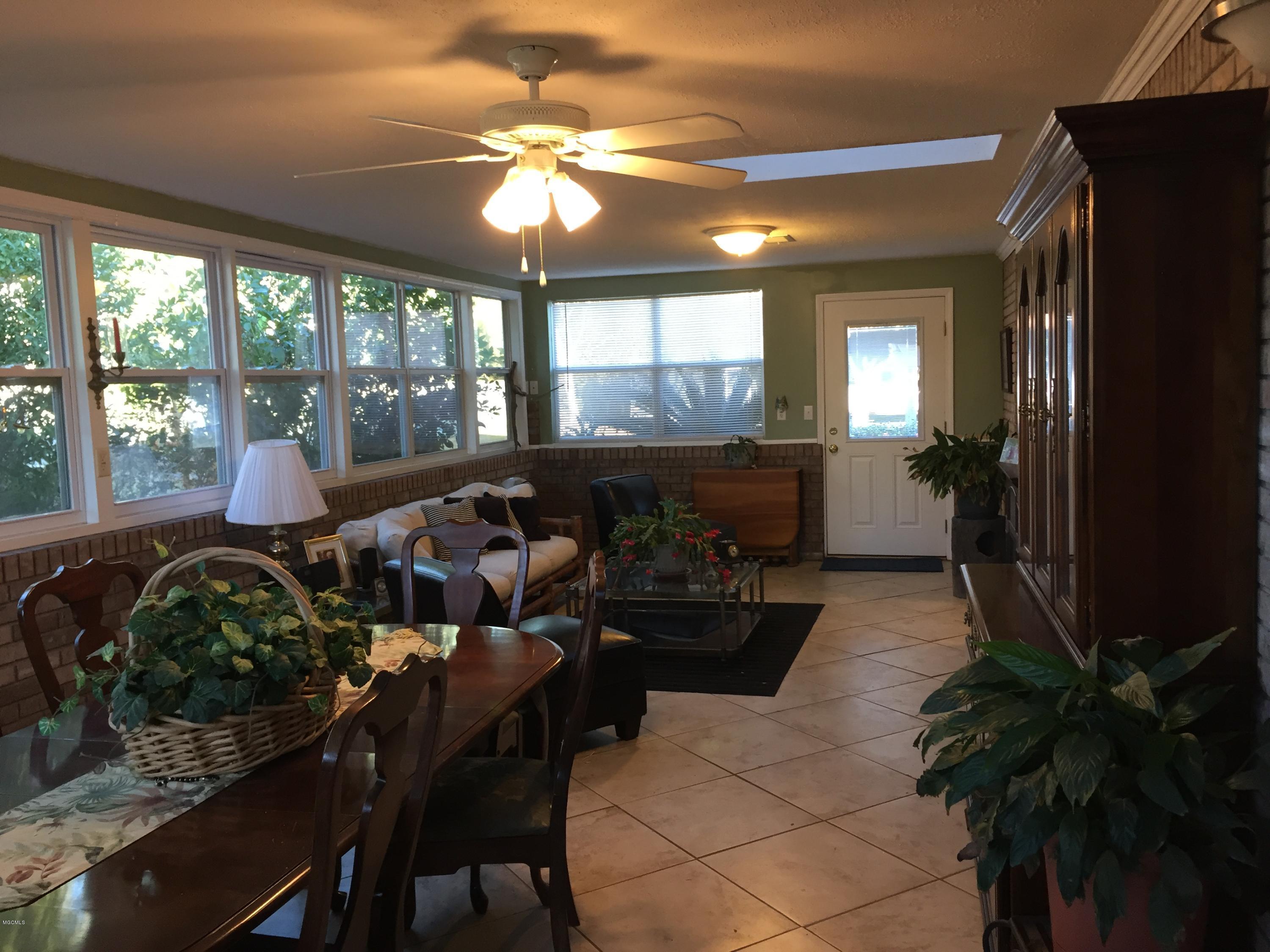 14766 Jim Byrd Road Biloxi, MS 39532 - Photo 36 of 61 sunroom 6